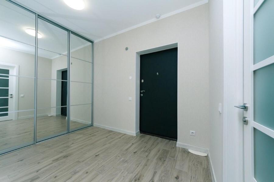 Драгоманова 38А 2Й Поверх Apartman Kijev Kültér fotó