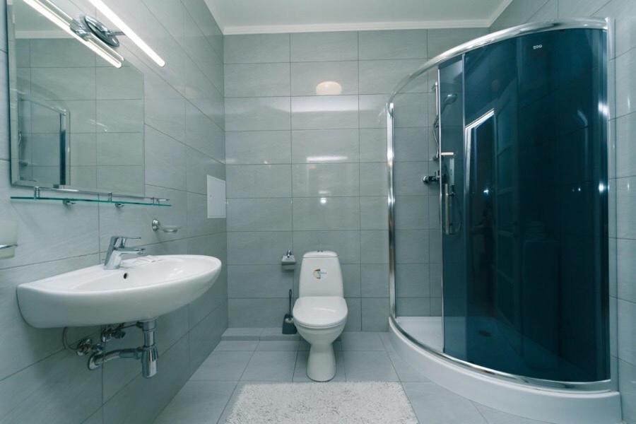 Драгоманова 38А 2Й Поверх Apartman Kijev Kültér fotó
